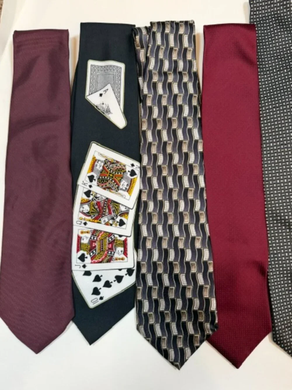 Bundle Of 9 Multi Pattern Ties for Men brands include DKNY and Geoffrey Beene
